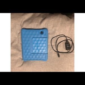 KIDS AMAZON FIRE WITH CASE & CHARGER